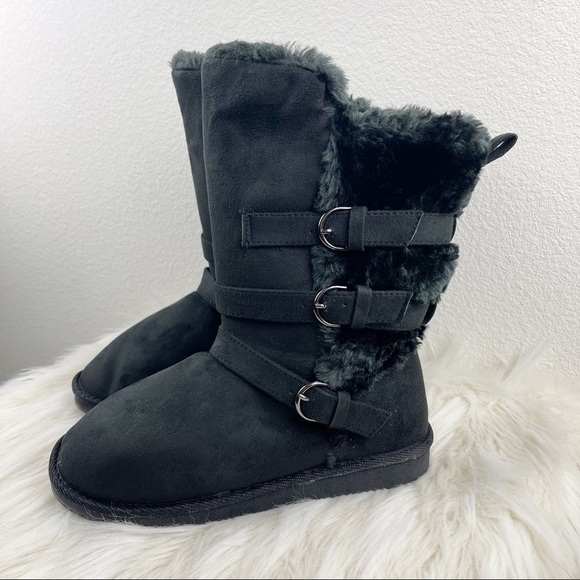Women’s Shoevibe Black Winter Fur Boots 6.5 US! - Picture 3 of 7